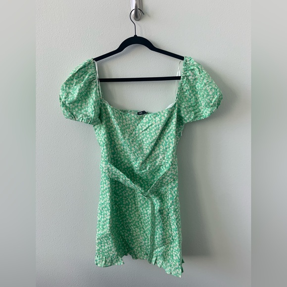 Zara Dresses & Skirts - NWT Green Zara Mini Dress